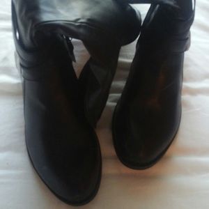 Black Arizona Boots